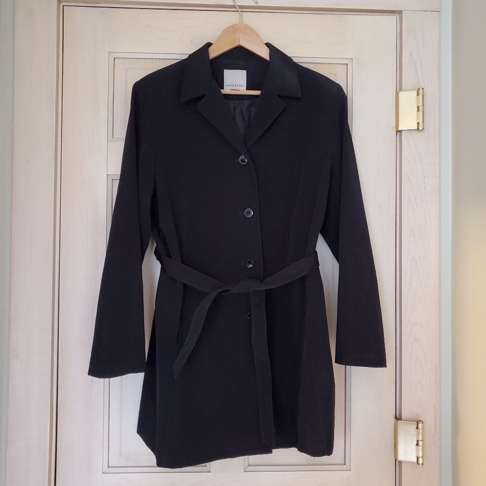 *Last Chance* Anne Klein Black Coat Size Medium